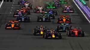 Verstappen domina en el Gran Premio de Arabia Saudí