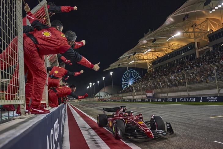 Leclerc consigue la victoria y doblete de Ferrari en el GP de Bahrein.
