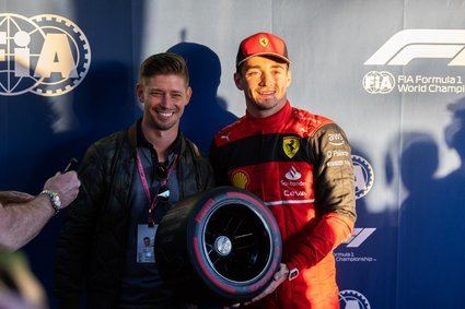 Leclerc consigue la “pole” del GP de Australia