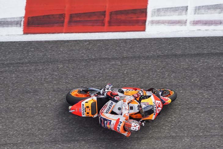 Márquez el más rápido el viernes en su circuito talisman