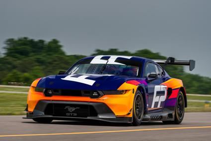 Ford presenta el nuevo Mustang GT3 para competir en Le Mans 2024