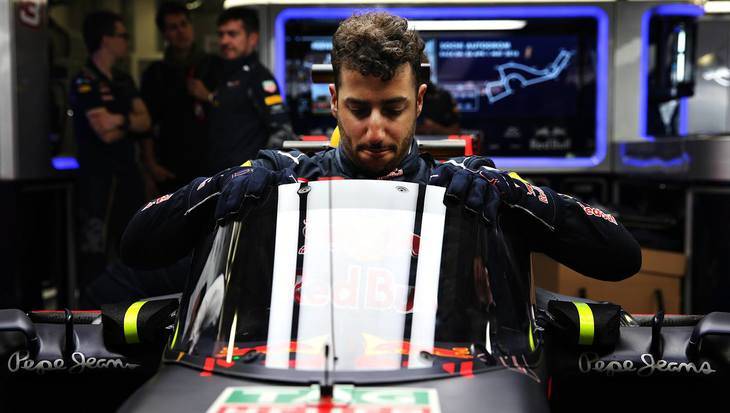 Red Bull presenta su cabina para F1