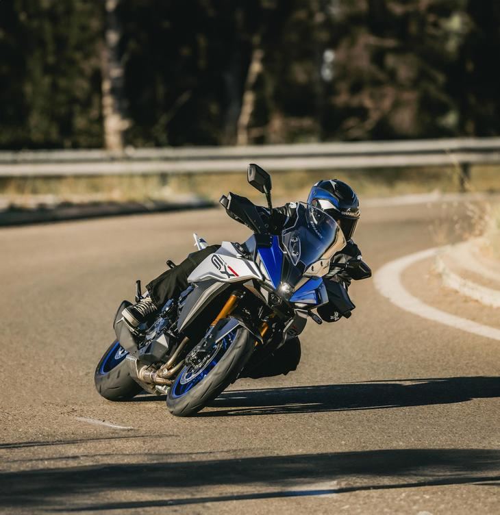 Nueva Suzuki GSX-S1000GX: la motocicleta perfecta para viajes largos y rendimiento deportivo