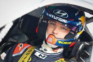 Thierry Neuville gana en Argentina por 0,7 segundos