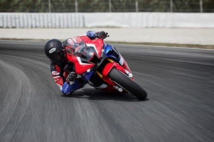 Nuevas Honda CBR1000RR-R Fireblade y CBR1000RR-R Fireblade SP