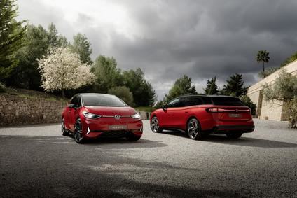 Volkswagen lanza dos nuevas versiones deportivas eléctricas, el ID.3 GTX y el ID.7 GTX Tourer