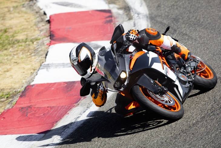 KTM RC 390, una Moto3 de calle