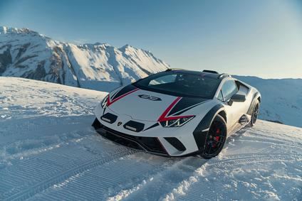 El Lamborghini Huracán Sterrato domina la nieve con sus modos de conducción específicos