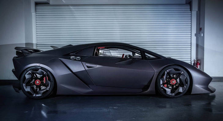 El Lamborghini Sesto Elemento de un multimillonario