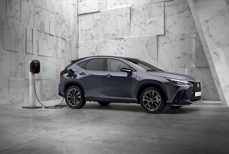 El Lexus NX se apunta al híbrido enchufable