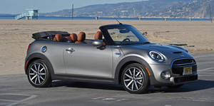 Nuevo MINI Cabrio desde 22.700€