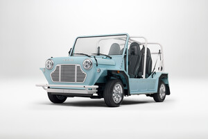 El MOKE eléctrico se renueva: el mítico coche de playa tiene 170 km de autonomía y cuesta 35.000 euros
