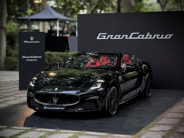 Nuevo Maserati GranCabrio Trofeo: un deportivo cabrio de 542 CV y tracción total