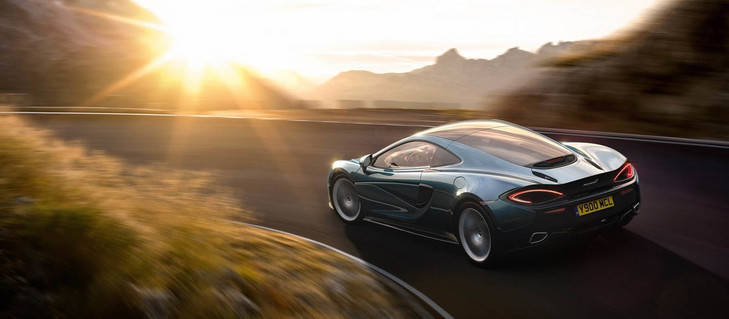 McLaren GT 570, exclusividad deportiva a más de 320 km/h