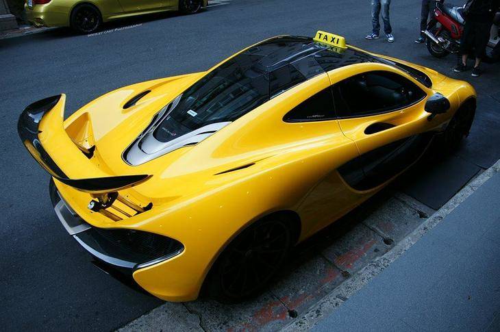 Un McLaren P1: el taxi de Taiwan