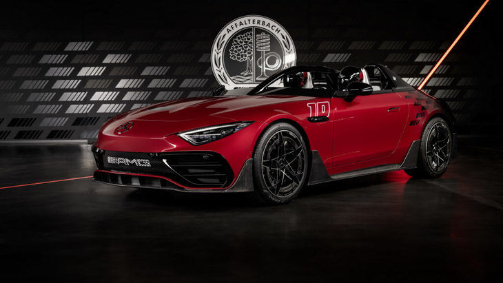 Mercedes-AMG lanza el PureSpeed, su primer automóvil de la serie Mythos
