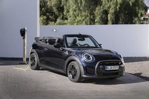 El primer MINI Cabrio 100% eléctrico desde 61.000 euros