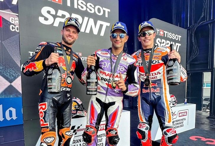 Jorge Martín gana la Sprint y retrasa el campeonato de Bagnaia