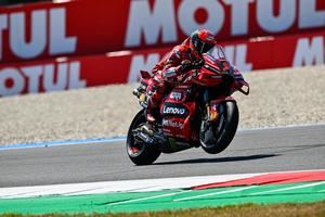 Francesco Bagnaia domina en el TT de Assen y logra su cuarta victoria del año