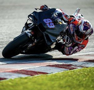 Jorge Martín marca la pauta el segundo día de Test en Sepang