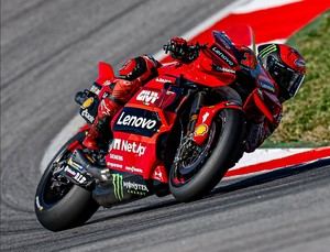 Bagnaia el más rápido del primer día de Test oficial en Portimao