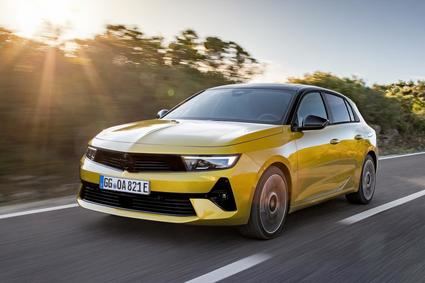 El Opel Astra entra en la era de la eficiencia