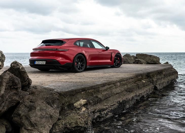 Nuevo Porsche Taycan Sport Turimo, más versatilidad para la gama Taycan