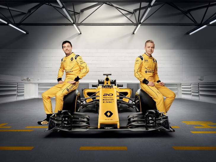 El equipo Renault estrena decoración