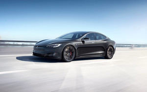Tesla llama a revisión a más de 26.000 vehículos de la marca