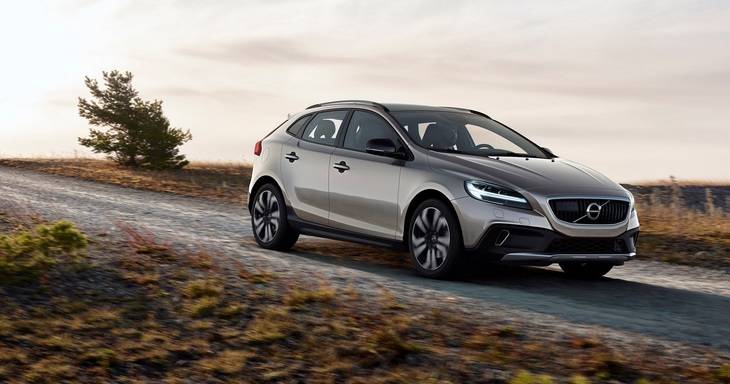 Volvo actualiza la imagen del V40