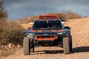 El Audi RS Q e-tron se reinventa para conquistar el Dakar 2024