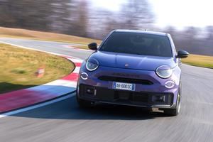 Nuevo Abarth 600e: El “Escorpión” más potente se electrifica