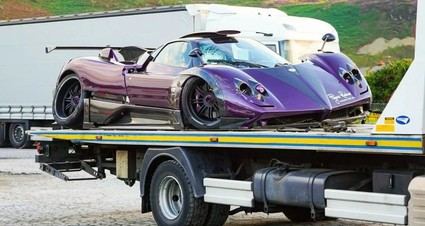 El exclusivo Pagani Zonda de Hamilton destrozado después de un accidente en un túnel