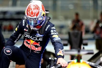 Red Bull brilla en Bahréin: Max Verstappen completa 136 vueltas mientras Isack Hadjar supera contratiempos iniciales