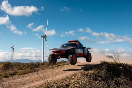 El Audi RS Q e-tron supera las pruebas finales antes del Rally Dakar 2024