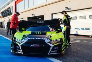 Rossi presenta su nuevo Audi R8 GT3