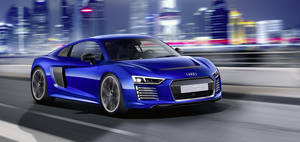 Audi R8 e-tron: circula de forma independiente