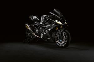 Descubre cómo la BMW Concept RR redefine el motociclismo con sus 230 CV y tecnología de punta