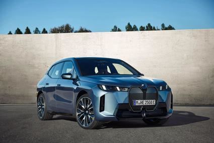 El nuevo BMW iX: Lujo y rendimiento eléctrico con autonomía de hasta 700 km