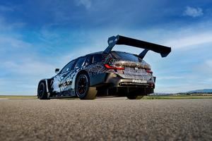 BMW M3 Touring 24H: la broma que acabó en Nürburgring