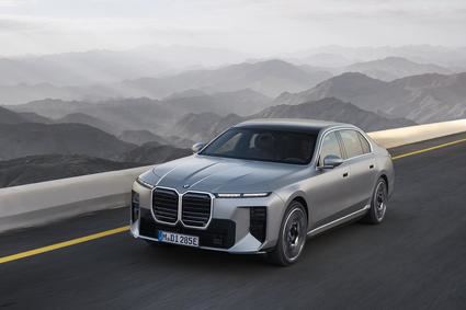 BMW Serie 7 2026: el lujo eléctrico da un salto con más de 700 km de autonomía