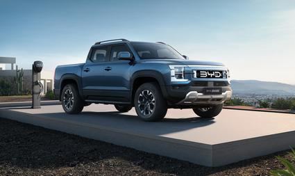 BYD revoluciona los pick-up con el SHARK: 436 CV, 90 km en modo eléctrico y hasta 2.500 kg de remolque