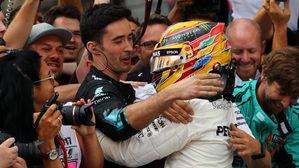 Hamilton es invencible en Silverstone