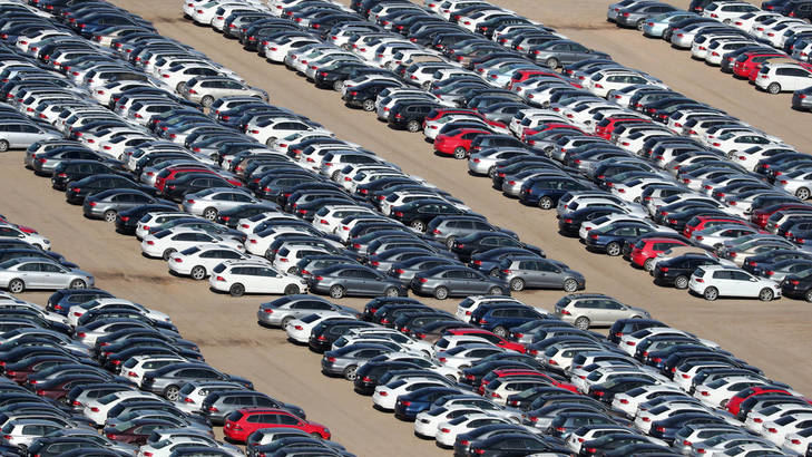 Bajan las ventas de coches