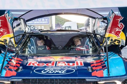 Carlos Sainz y Lucas Cruz liderarán al equipo Ford M-Sport en el Rally-Raid de Portugal 2025