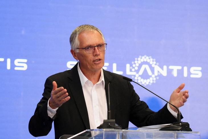 Carlos Tavares dimite como CEO de Stellantis