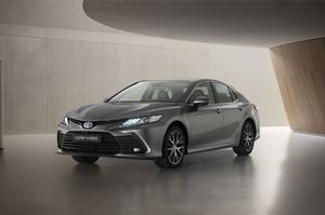 Nuevo Toyota Camry Electric Hybrid 2021 más tecnológico desde 36.00 euros