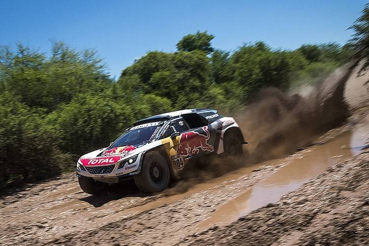 Loeb y Price ganan y son líderes