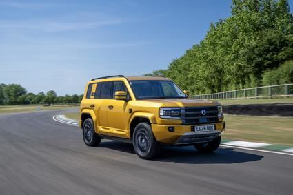 DENZA BAO 5: el SUV híbrido enchufable de BYD con 544 CV que quiere conquistar el todoterreno premium