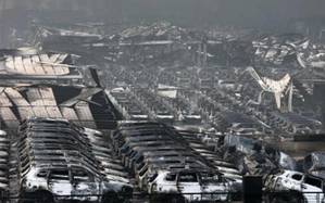 Tainjin: Miles de millones de dolares en perdidas